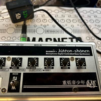 Bassboy Juteon Shonen Tb303 image 1