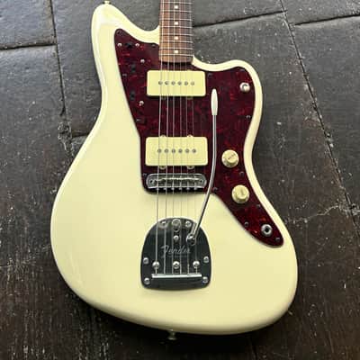 Fender Vintera '60s Jazzmaster with Pau Ferro Fretboard 2022- Olympic White image 7