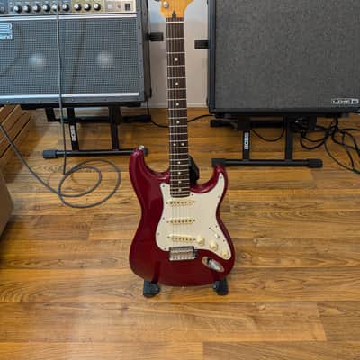 Fender Player II Stratocaster 2024 - Transparent Cherry Burst image 1