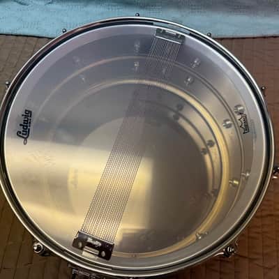 Ludwig. Supraphonic Lm 402 6.5 x 14” snare drum excellent USA top seller image 9