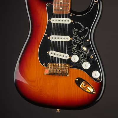 Fender Stevie Ray Vaughan Stratocaster 1993 - Sunburst image 6