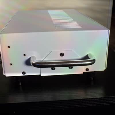 Mooer Tube Engine 20 Watt Electric Guitar Power Amplifier 12ax7 12at7 El84 rack mountable 8 16 ohm image 4