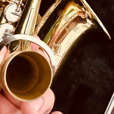 Yamaha YAS-23 Alto Saxophone image 5