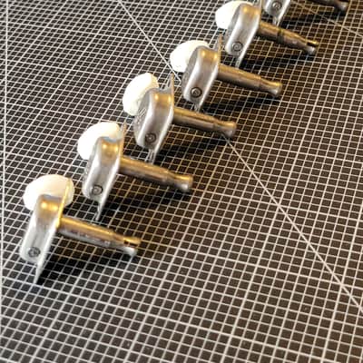 Fender F Tuners - F logo - Vintage - 1968 - White Cream Ivory Pegs - full kit image 3