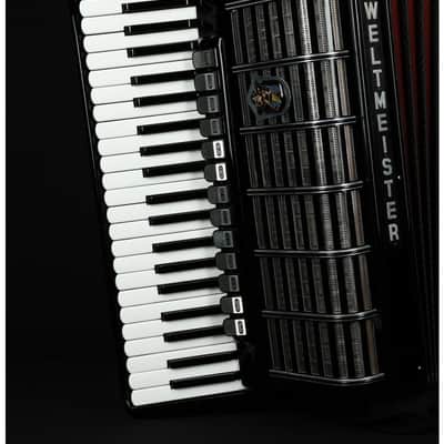 Weltmeister Cantus V 120 Bass Cassotto 5 chörig overhauled used image 4