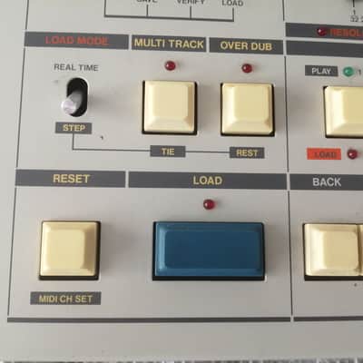 Roland MSQ-700 Multitrack Digital Keyboard Recorder 1984 - 1986 - Beige image 17