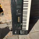 Yamaha SY-77 80's
