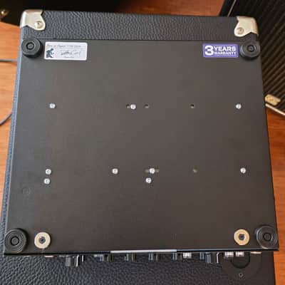 EICH T1000 Black Edition | 1000W Bass Amp Head image 5