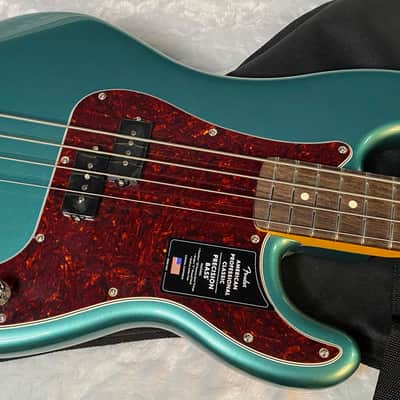 NEW ! Fender American Professional Classic Precision Bass Faded Sherwood Green Metallic - 8.9lbs - Authorized Dealer - G05762 image 1