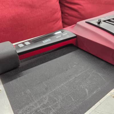 Korg RK100S 37-Key Keytar with Case- Red / Black image 7