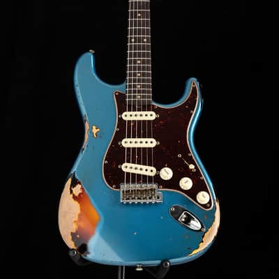 Fender Custom Shop LTD 1961 Heavy Relic Stratocaster Lake Placid Blue Over 3 Tone Sunburst image 2