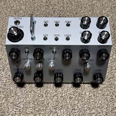 JMT SYNTH LD-1 analog drone synthesizer image 2