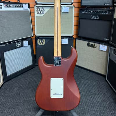 Fender "American Performer Sassafras Stratocaster®", moka with Deluxe soft case - Open Box image 2