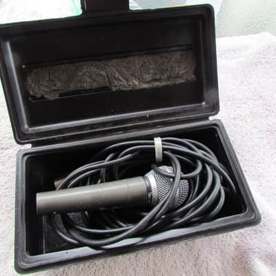 Sound Master Model 581 Dynamic Microphone SM58 Knockoff With Cable & Peavey Case Made In Japan image 2