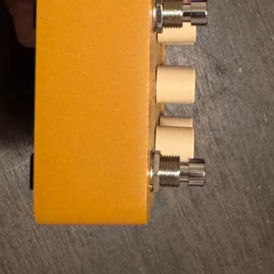 Universal Audio Enigmatic '82 Overdrive Special Amp 2024 - Present - Gold image 6
