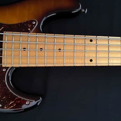 Sadowsky NYC 21 Fret Vintage 5-String Bass 59 Sunburst image 8