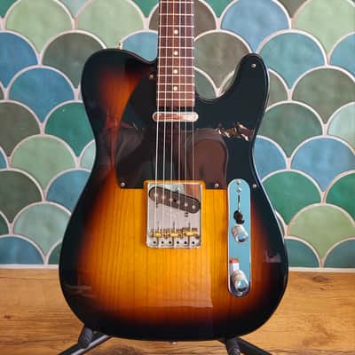 Fender Classic Player Baja Telecaster 2012 - 2018 - 2-Color Sunburst image 1