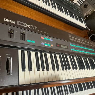 Yamaha DX7 FM Synthesizer - Excellent image 2