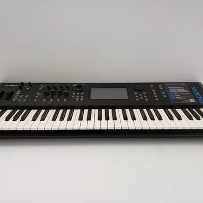 Yamaha MODX6 Electric Synthesizer image 2