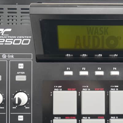 Akai MPC 2500 // Serviced // JJOSXL // 128MB // Black image 8