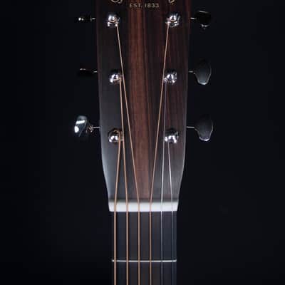Martin OM-28 Acoustic Guitar, Natural image 9