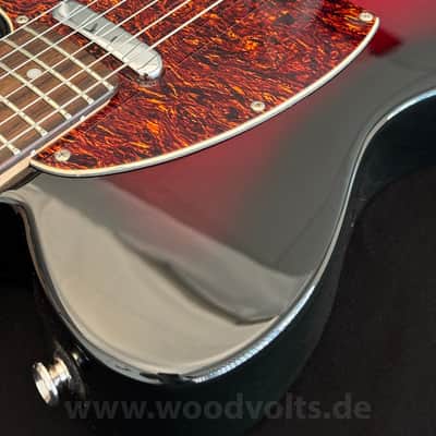 Squier Standard Telecaster with Rosewood Fretboard 2004 - 2017 - Antique Burst image 3