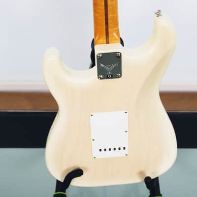 Fender Stratocaster Prototype signed by Michiya Haruhata - One of a kind image 3