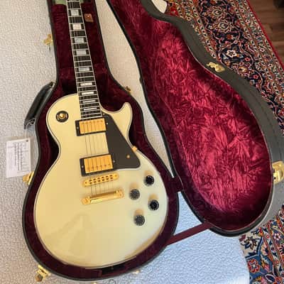 Gibson Les Paul Custom 2008 - Alpine White, pin stripe image 2