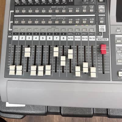 Roland VS-1680 24-Bit Digital Studio Workstation 1998 - 2000 - Gray image 3
