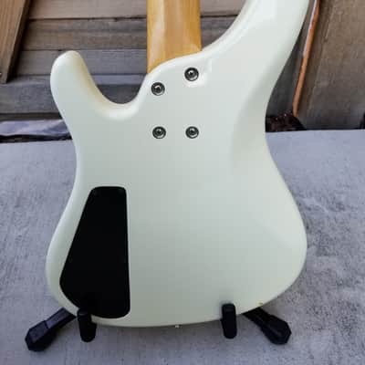 G. Gould (Modulus) USA GGj4 Maple Neck 4 String Jazz EMG 9v Bass Guitar White & Gator Deluxe Case image 10