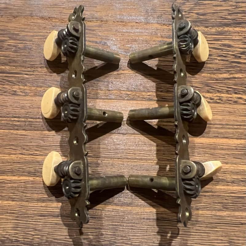 Unbranded guitar Tuners 1940's set of six open gear image 1