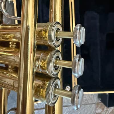 Immagine Bach TR300 Student Trumpet. USA - 10