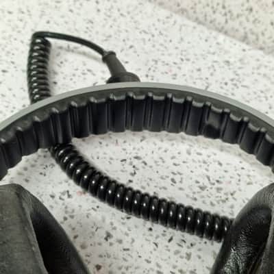 90s Vintage Headphones Sennheiser HD 270 image 14