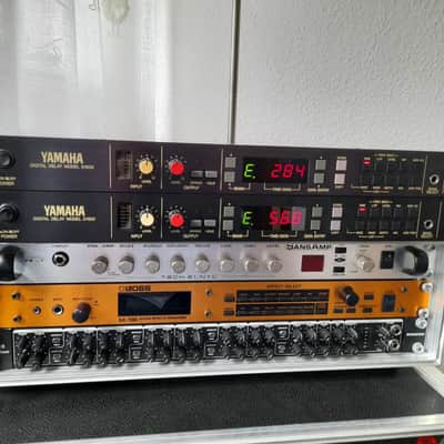 Yamaha D1500 Digital Delay -2 pieces-