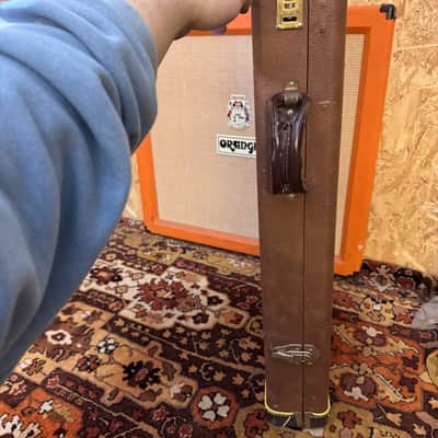 Vintage 1990s Gibson USA Made in Canada Thunderbird Bass Case Brown Pink Lining image 4
