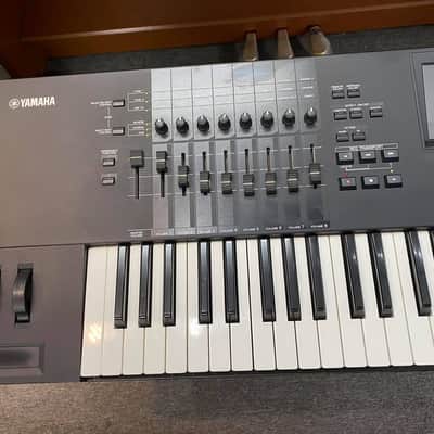 Yamaha Motif XF 7 Production Synthesizer Used