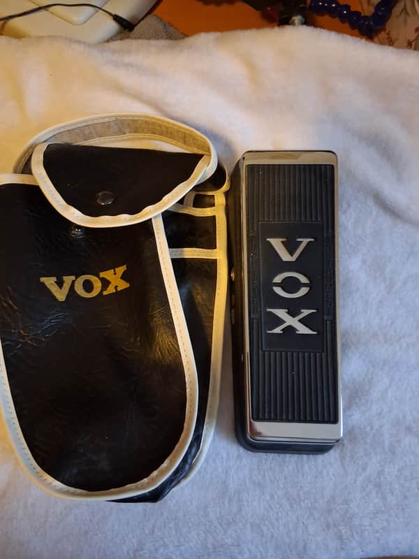 Vox V847A Wah with 9V Jack 2007 - Present - Black / Chrome image 1
