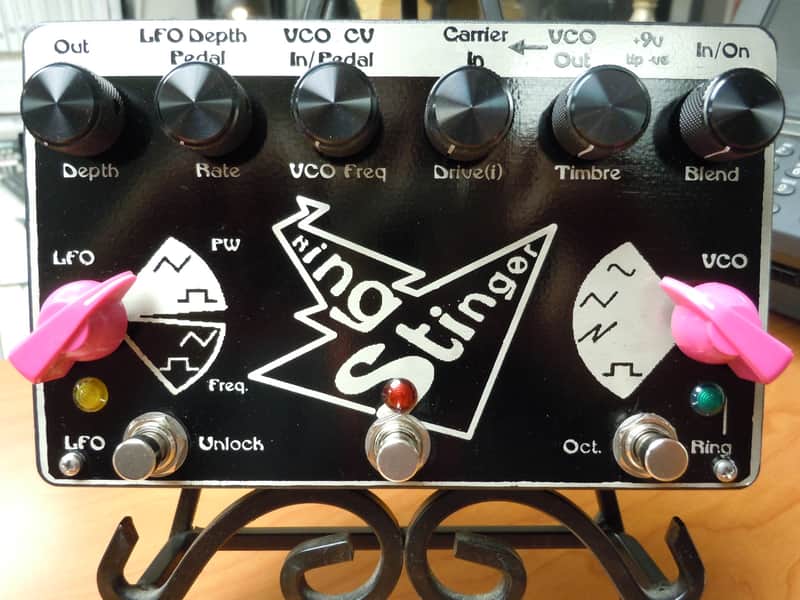 Lovetone Ring Stinger CLONE image 1