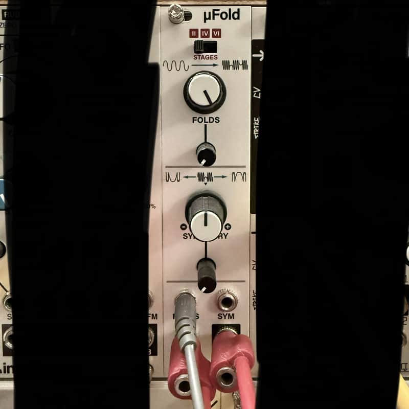 Intellijel uFold II Wavefolder / Waveshaper Eurorack Synth Module 2013 - 2017 - Silver image 1