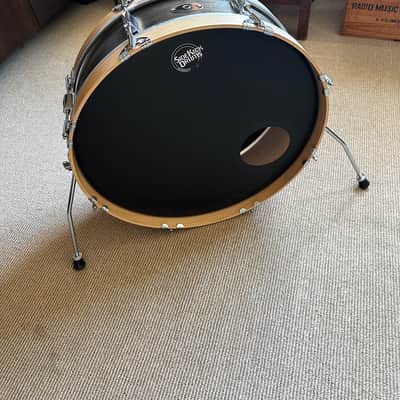 Sidekick Drums 22” bass drum 2020 Wood with Yamaha FP-7210a chain drive pedal image 1
