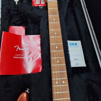 Fender Player Plus Stratocaster with Pau Ferro Fretboard 2021 - Present - Aged Candy Apple Red image 3