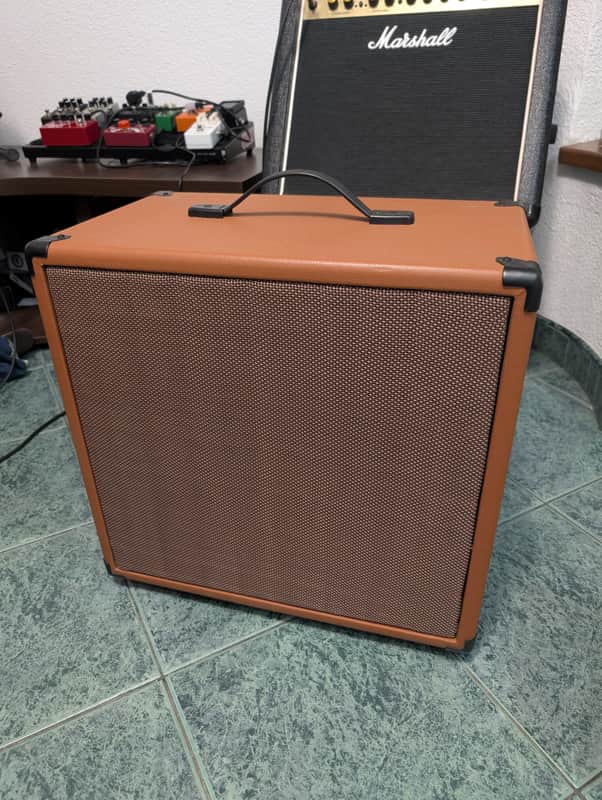 Celestion Peacekeeper 1x12 8 ohm solid wood guitar cabinet - Brown eco-leather image 1