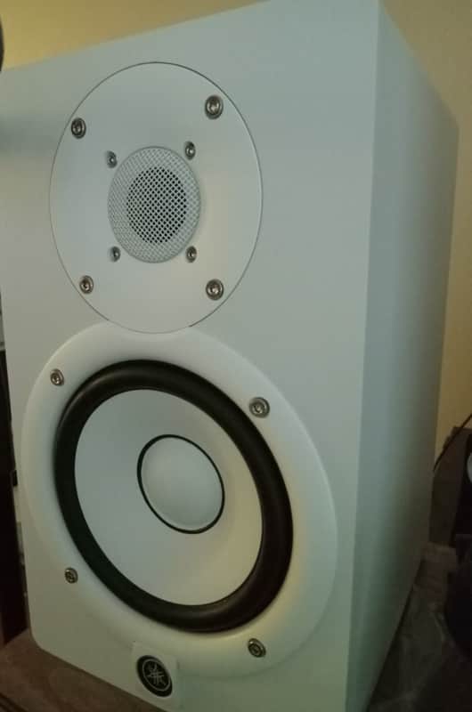 Yamaha HS5 5" Powered Studio Monitor (Pair) 2015 - Present - White image 1