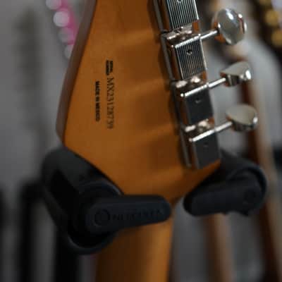 Fender Vintera II '60s Stratocaster with Maple Fretboard 2023 - Present - 3-Color Sunburst image 7
