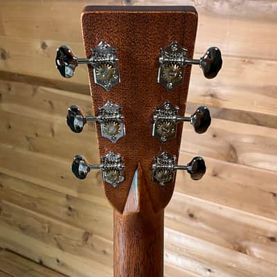 Martin D-28 Acoustic Guitar - Natural image 6