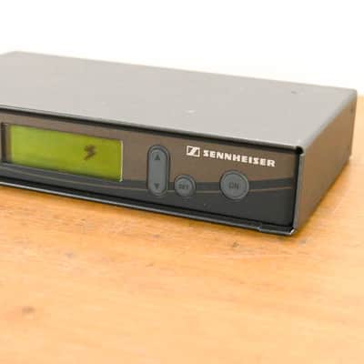 Sennheiser EM 300 G2 Receiver w/ SK 100 G2 Bodypack 740-776 MHz (NO PSU) CG01SA7 image 2
