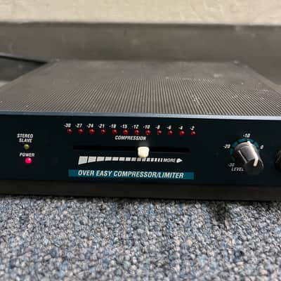 dbx 163a Compressor image 2