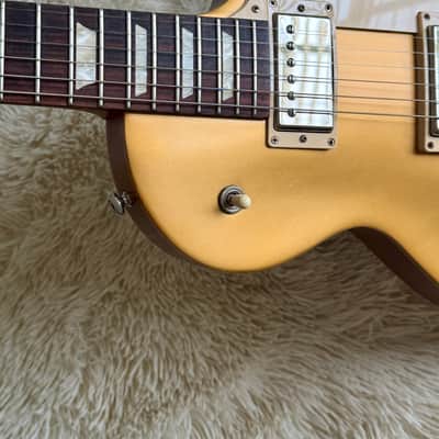 Gibson Les Paul Tribute Gold Top Electric Guitar image 25