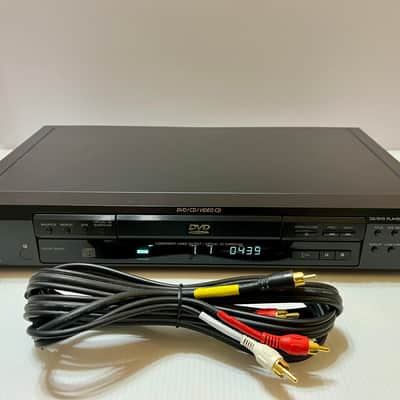 Sony DVP-S560D CD/VideoCD/DVD Player 2000 - Black image 7