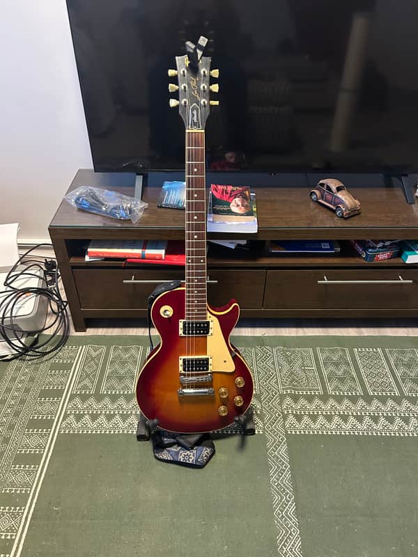 Gibson Les Paul Studio 1984 - Sunburst image 1